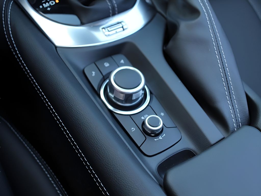 2025 Mazda MX-5 Miata Miata RF Grand Touring photo 18