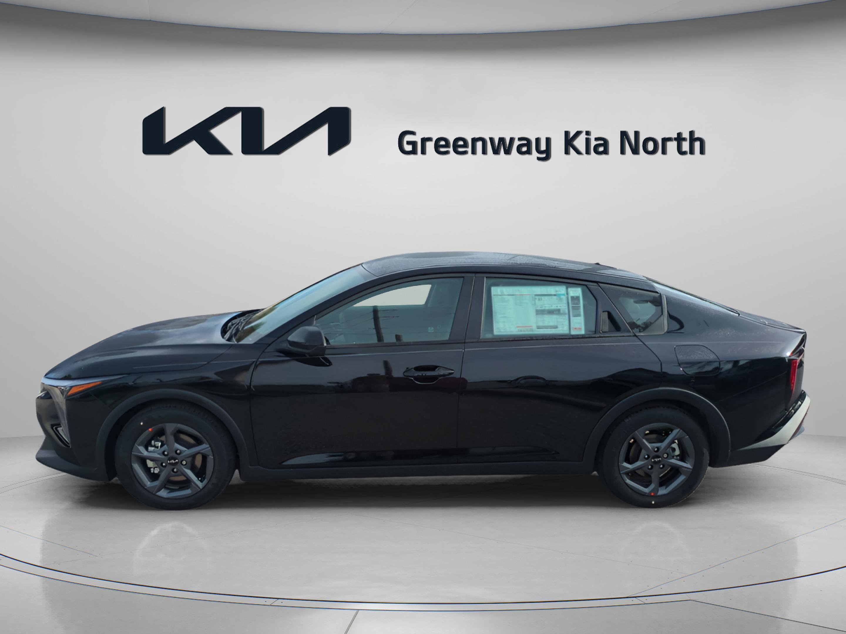 2025 Kia K4 LXS photo 4