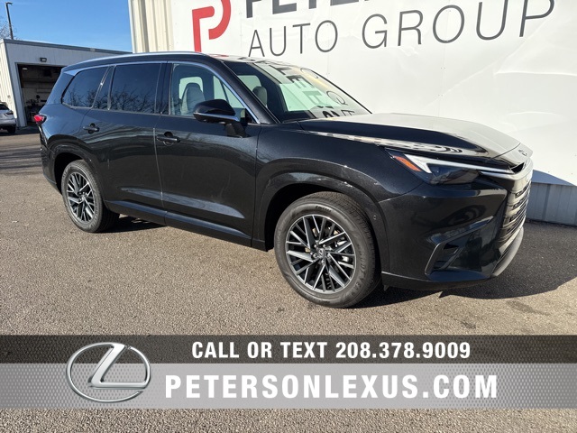 2025 Lexus TX Premium's photo