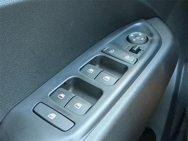 2025 Hyundai Venue SE photo 20