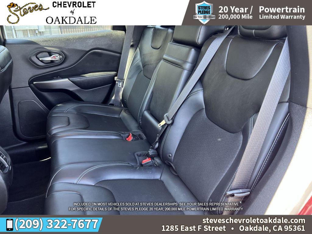 2019 Jeep Cherokee Latitude photo 24