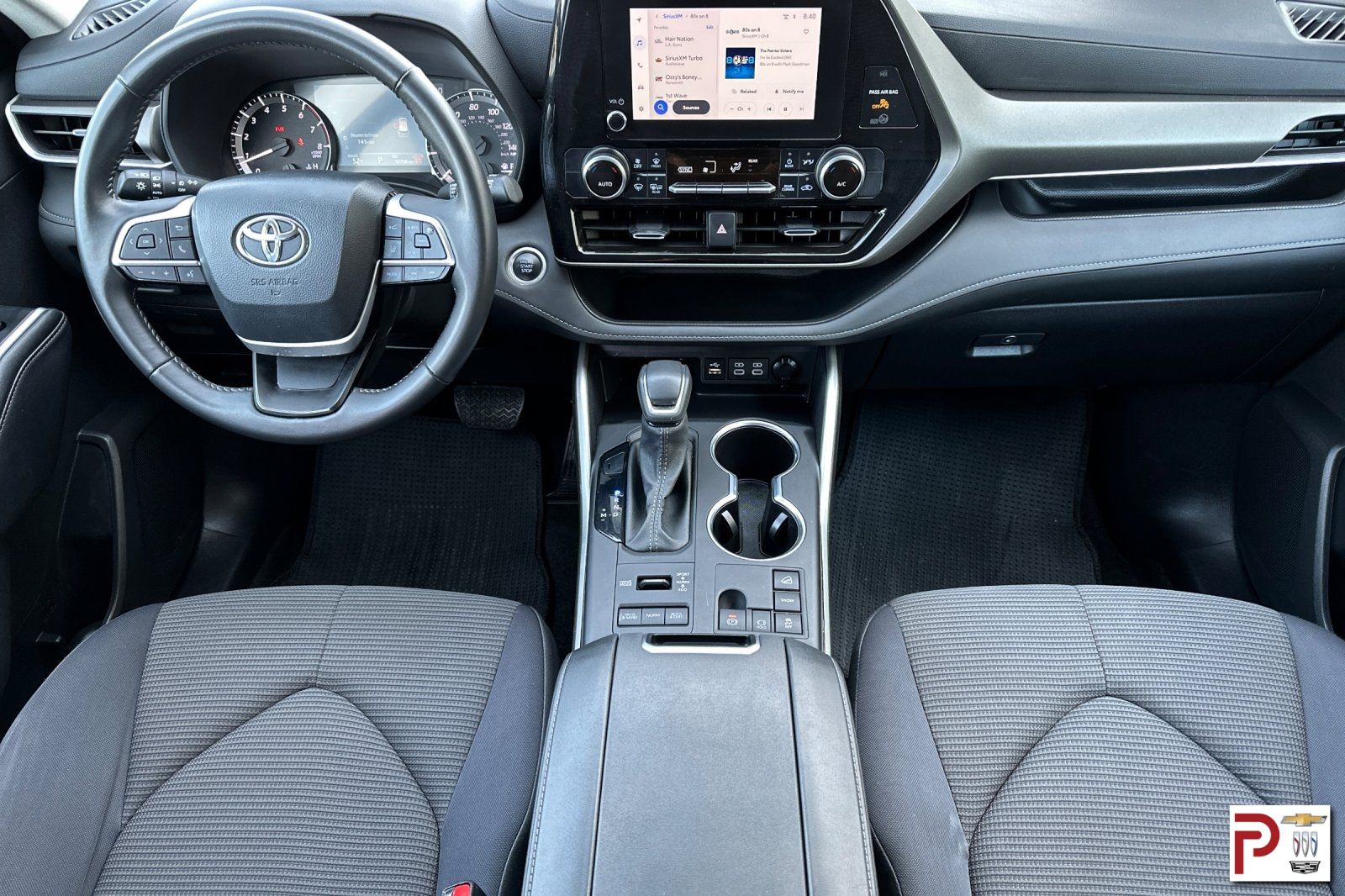 2024 Toyota Highlander LE photo 14