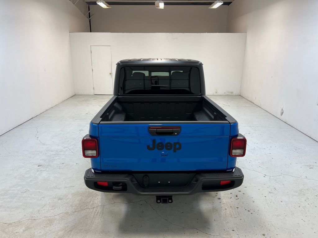 2024 Jeep Gladiator Sport S photo 3