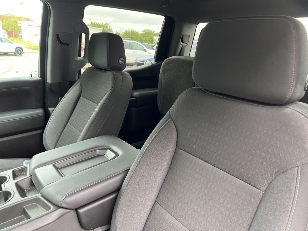 2020 Chevrolet Silverado 1500 LT photo 11