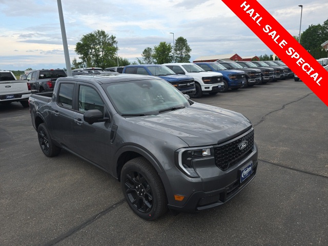 2025 Ford Maverick Lariat photo 2