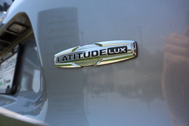 2021 Jeep Cherokee Latitude Lux photo 27
