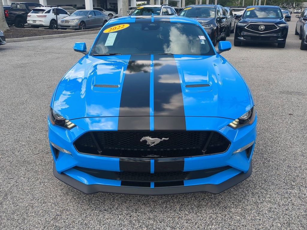 2022 Ford Mustang GT Premium photo 9