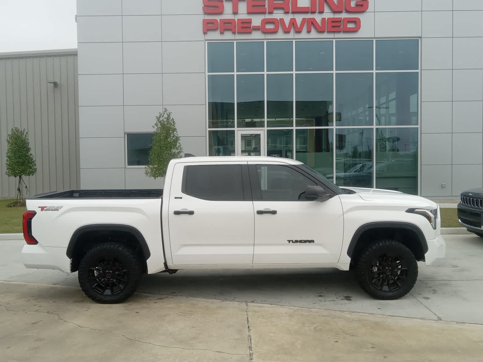 2023 Toyota Tundra SR5's photo