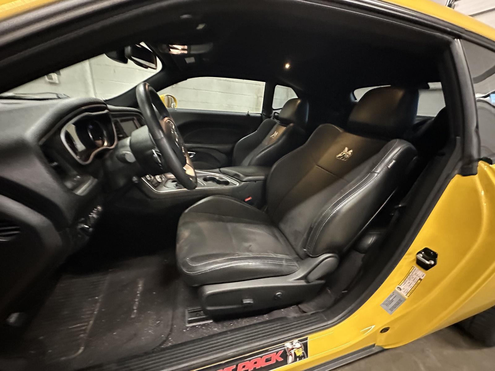 2017 Dodge Challenger R/T Scat Pack photo 4