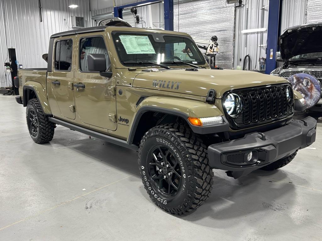 2025 Jeep Gladiator Willys photo 13