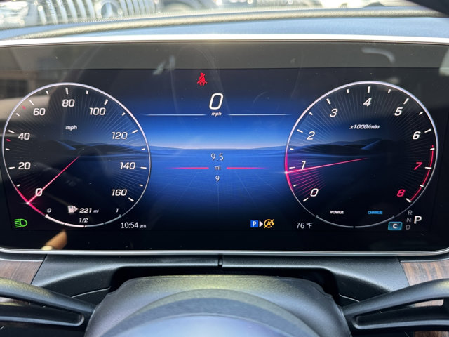 2025 Mercedes Benz C 300 photo 12