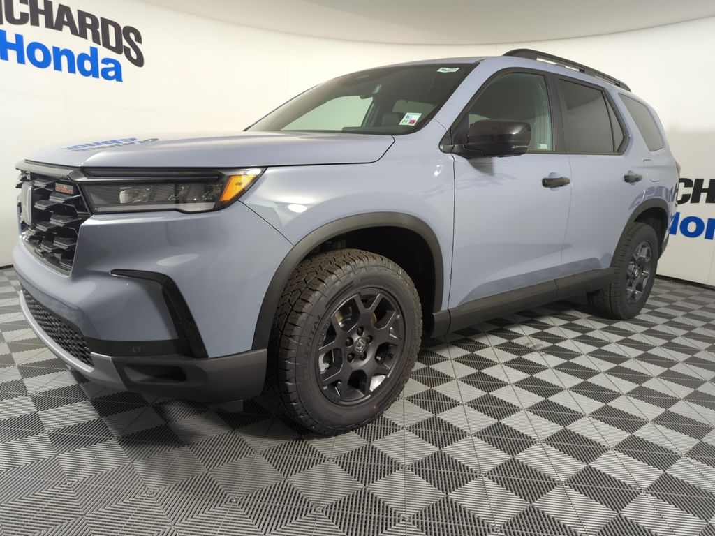 2025 Honda Pilot TrailSport's photo