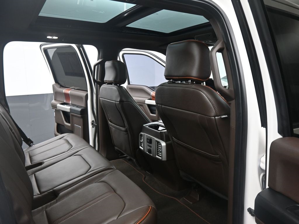 2016 Ford F-150 King Ranch photo 2