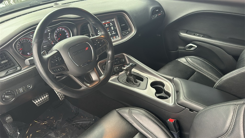 2021 Dodge Challenger R/T Scat Pack Widebody photo 11