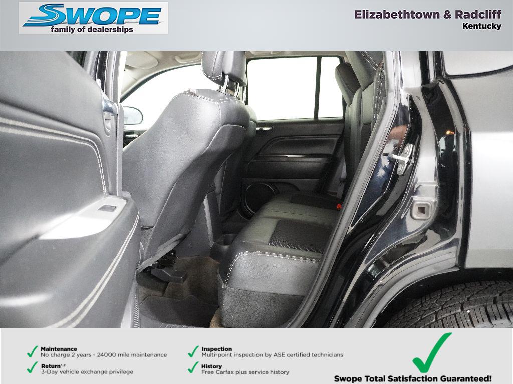 2016 Jeep Compass Latitude photo 10