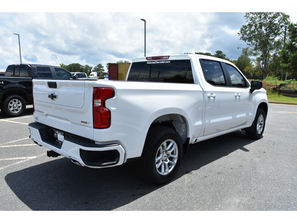 2025 Chevrolet Silverado 1500 RST photo 3
