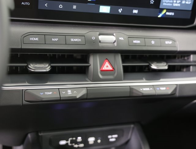 2025 Kia K4 EX photo 15
