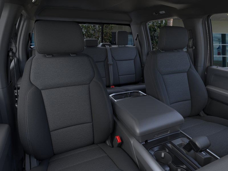 2025 Ford F-150 XLT photo 8