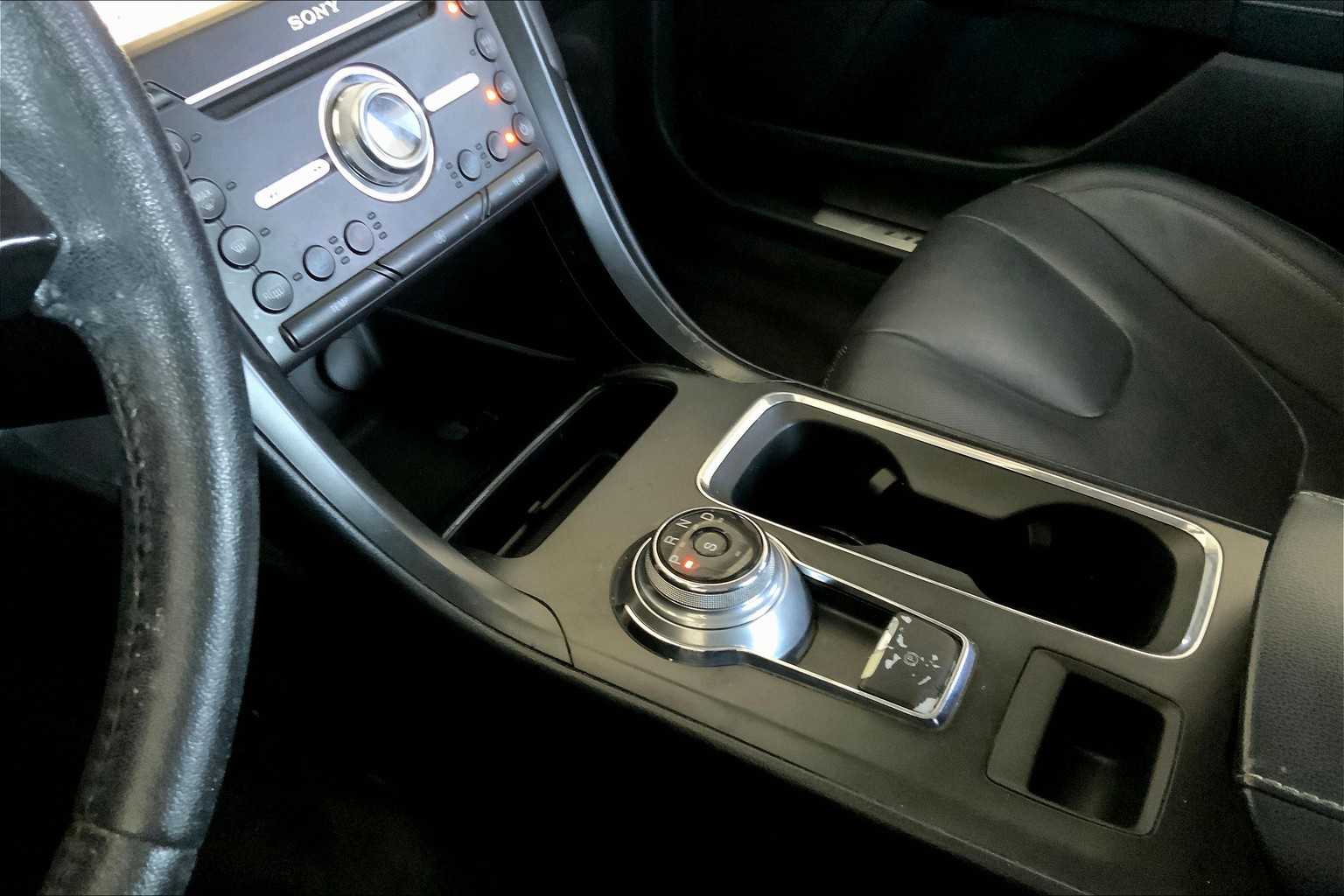 2019 Ford Fusion Titanium photo 15