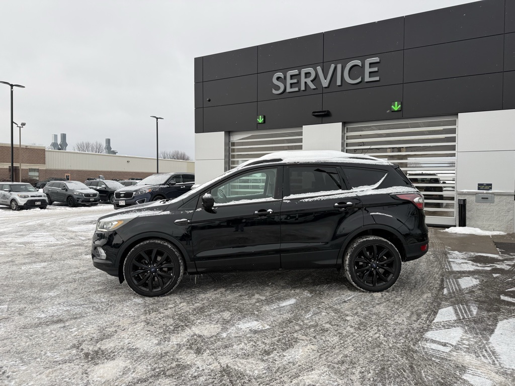 Used 2017 Ford Escape SE with VIN 1FMCU9GD3HUB60825 for sale in West Salem, WI