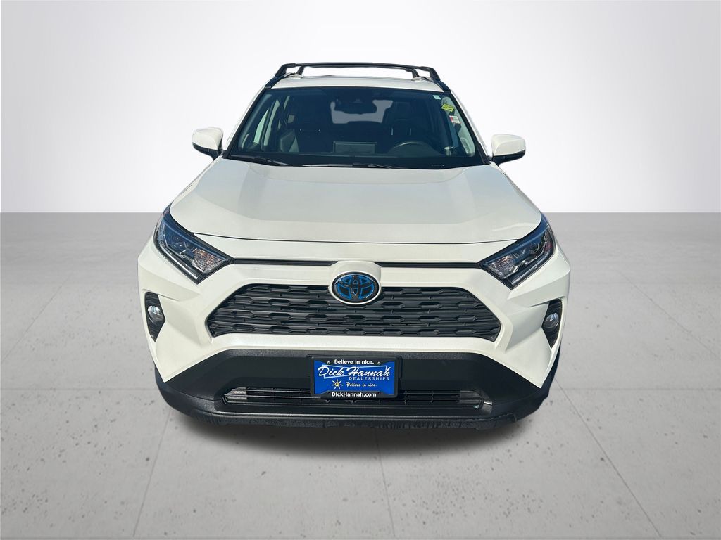2021 Toyota RAV4 Hybrid XLE Premium photo 3