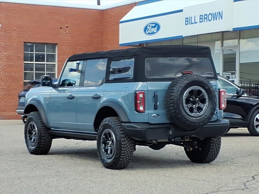 2021 Ford Bronco Badlands photo 2