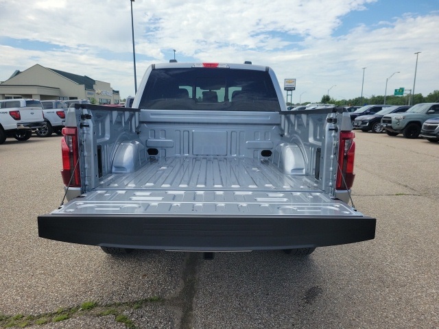 2025 Ford F-150 XLT photo 27