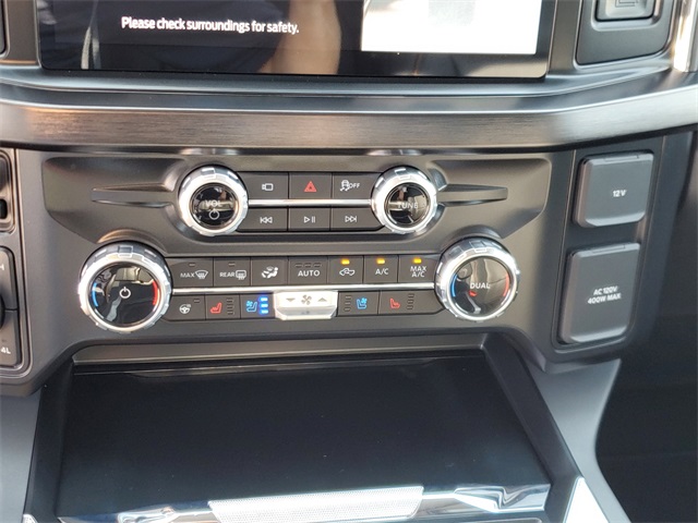 2025 Ford F-250 Lariat photo 26