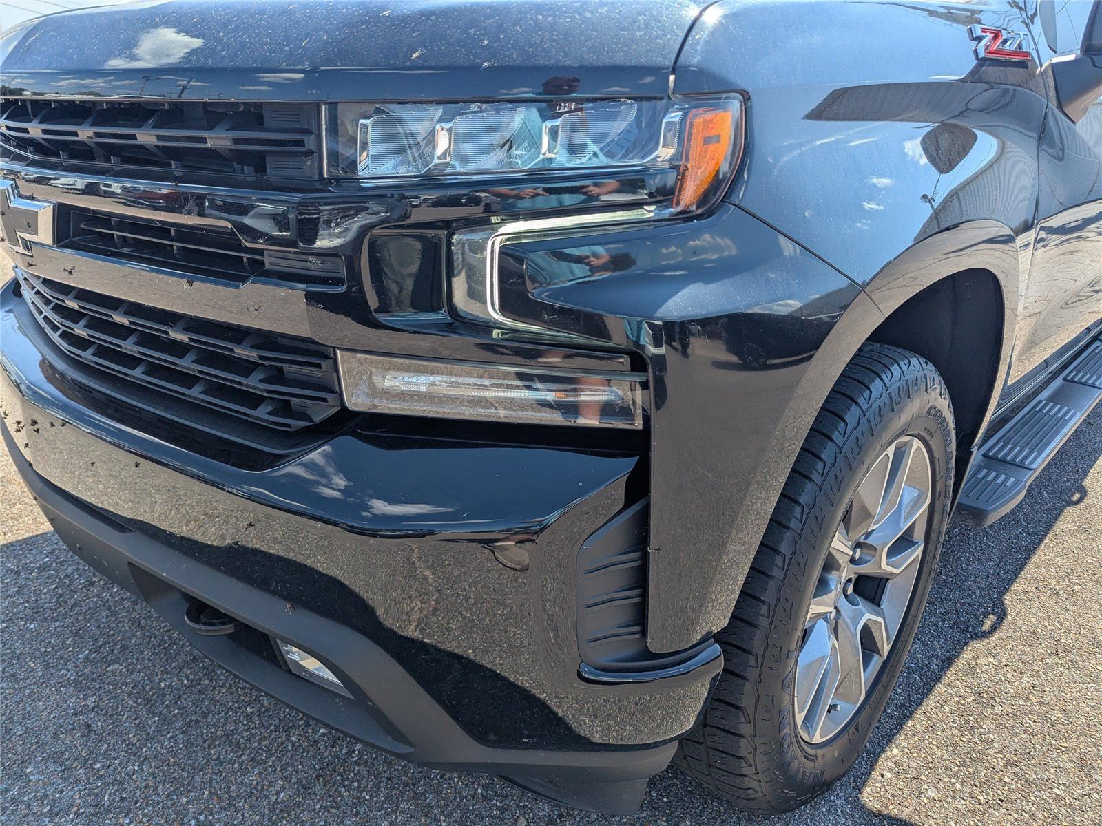 2022 Chevrolet Silverado 1500 RST photo 7