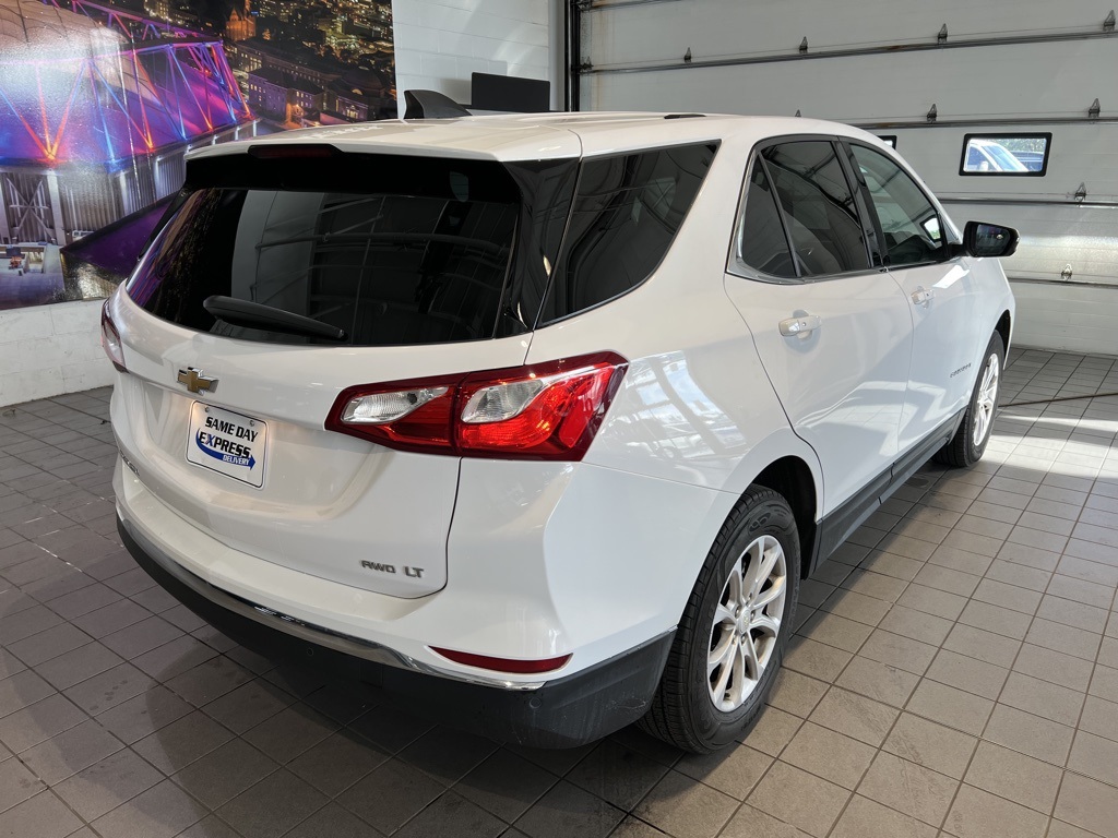 2018 Chevrolet Equinox LT photo 10