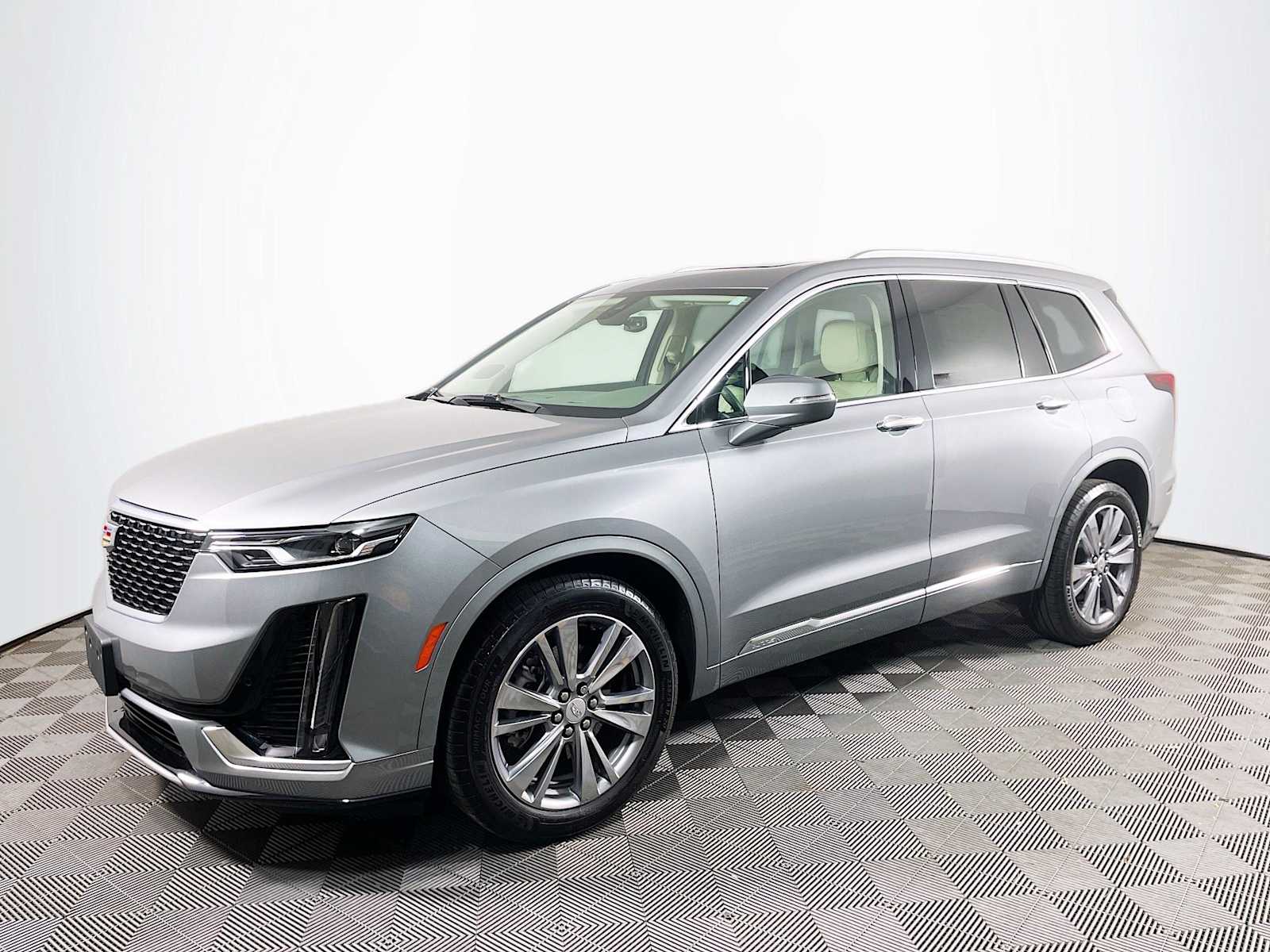 2025 Cadillac XT6 Premium Luxury's photo