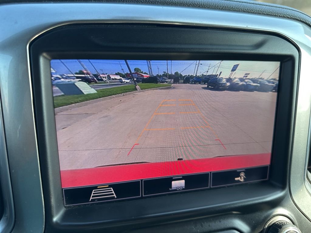 2020 Chevrolet Silverado 1500 RST photo 13