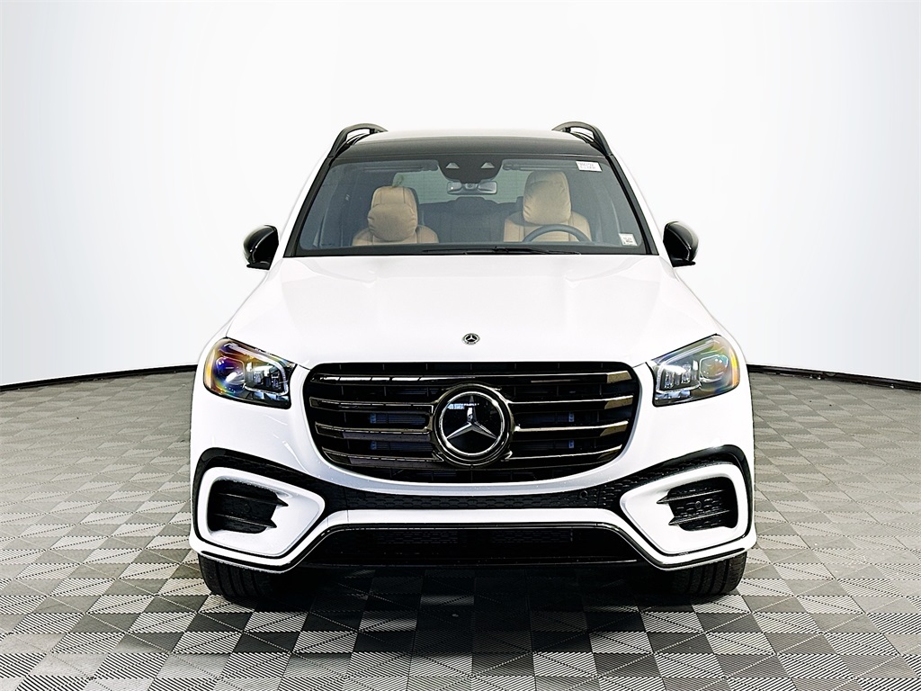 2026 Mercedes Benz GLS 580 4MATIC photo 2