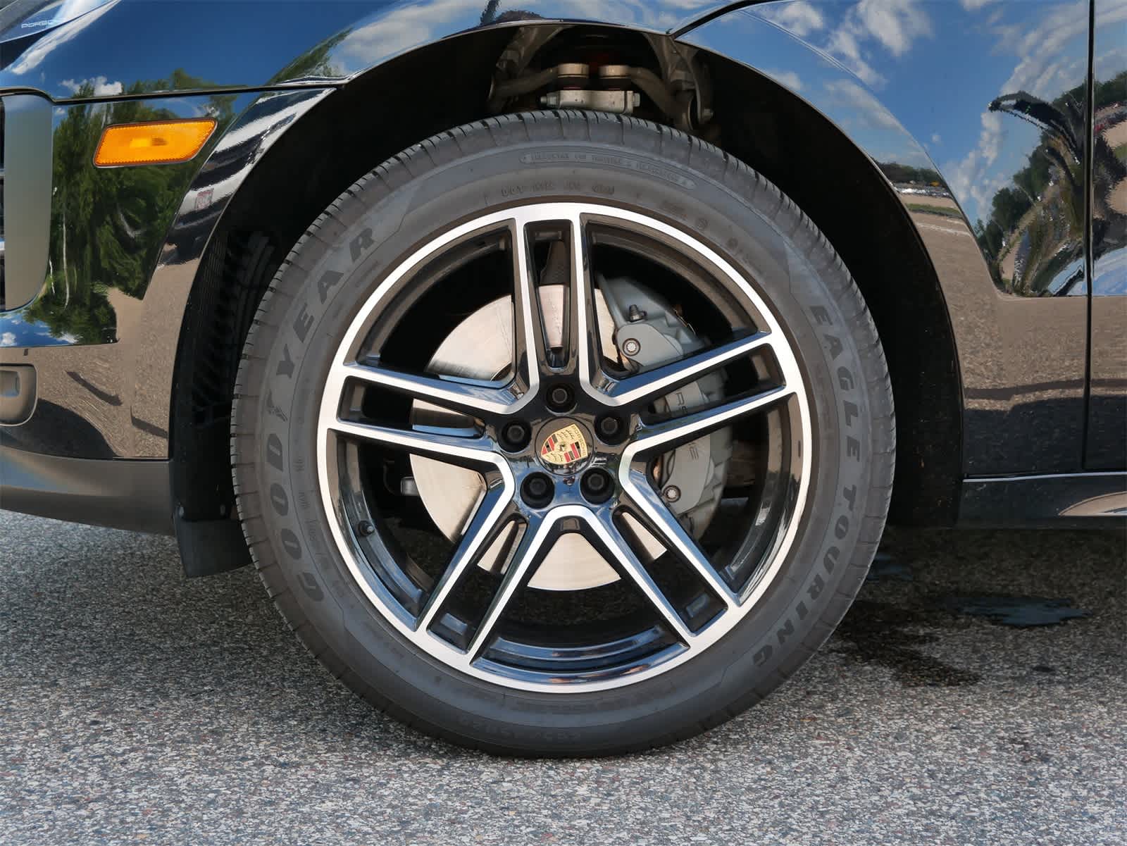 2021 Porsche Macan S photo 19