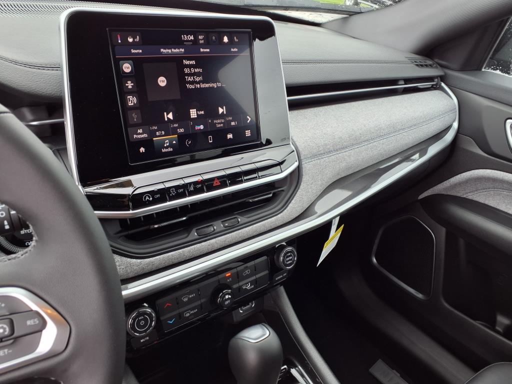2025 Jeep Compass Latitude photo 7