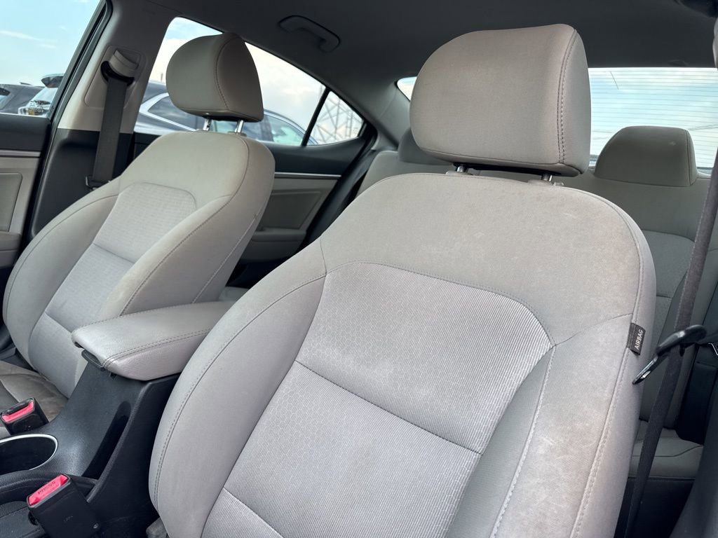 2017 Hyundai Elantra SE Tech Limited photo 13