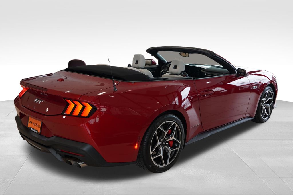 2024 Ford Mustang Premium GT photo 4