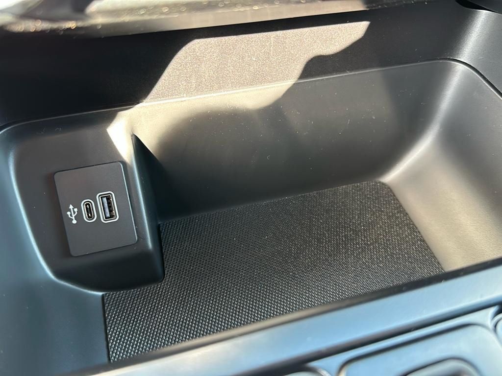 2025 Ford F-150 XLT photo 29