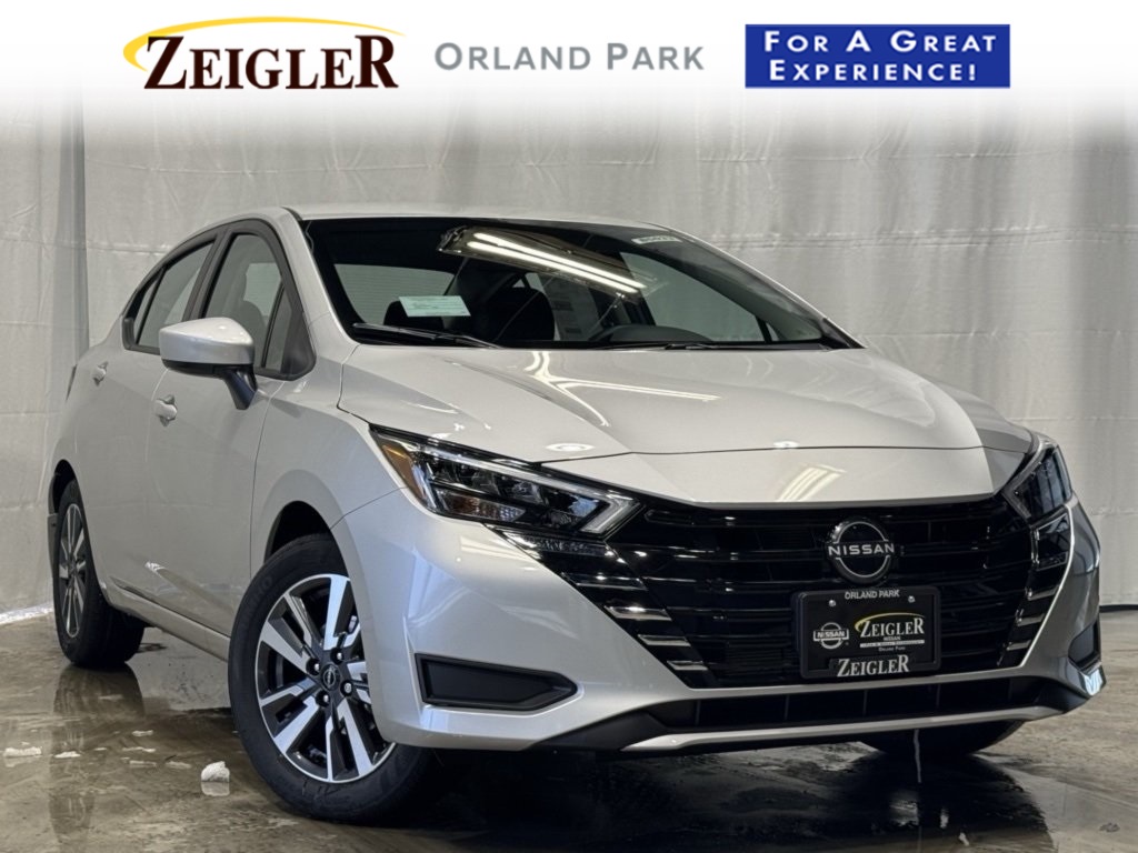 2025 Nissan Versa SV's photo