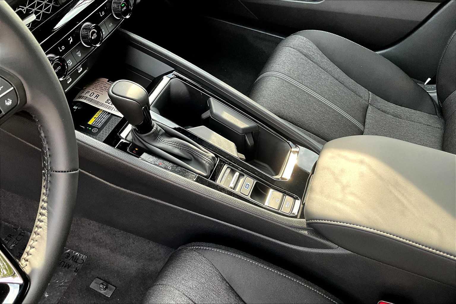 2025 Honda Accord Hybrid Sport photo 10