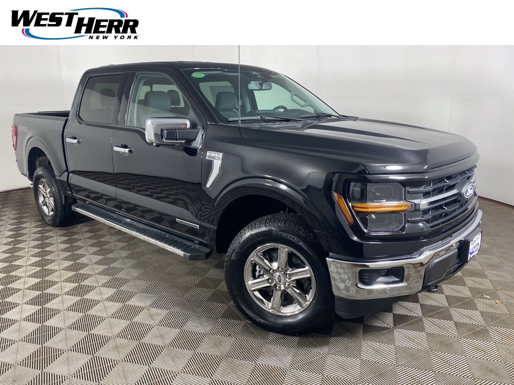 2025 Ford F-150 XLT's photo