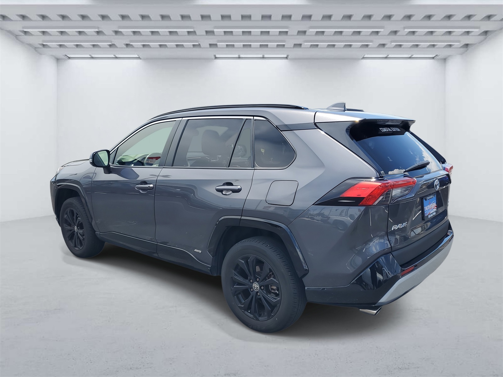 2023 Toyota RAV4 Hybrid SE photo 3