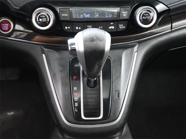2015 Honda CR-V Touring photo 3
