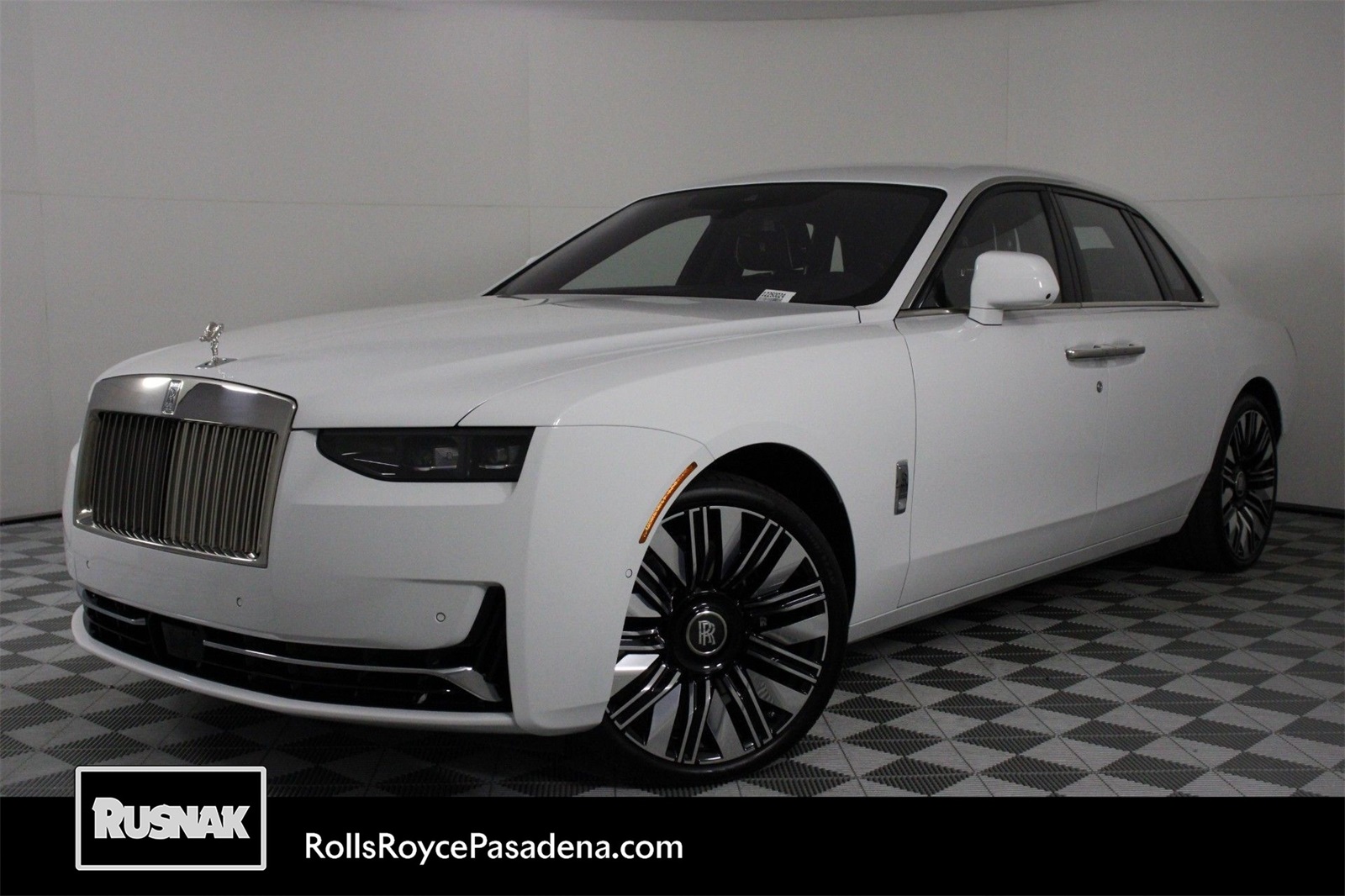 2025 Rolls-Royce Ghost Base's photo