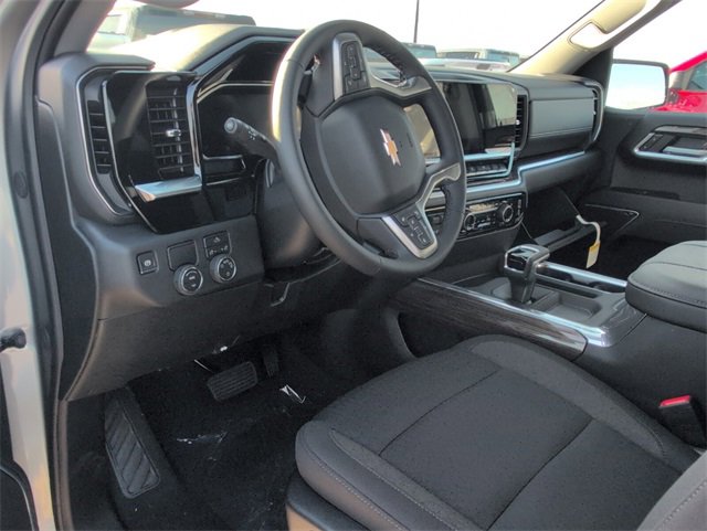 2026 Chevrolet Silverado 1500 LT photo 7