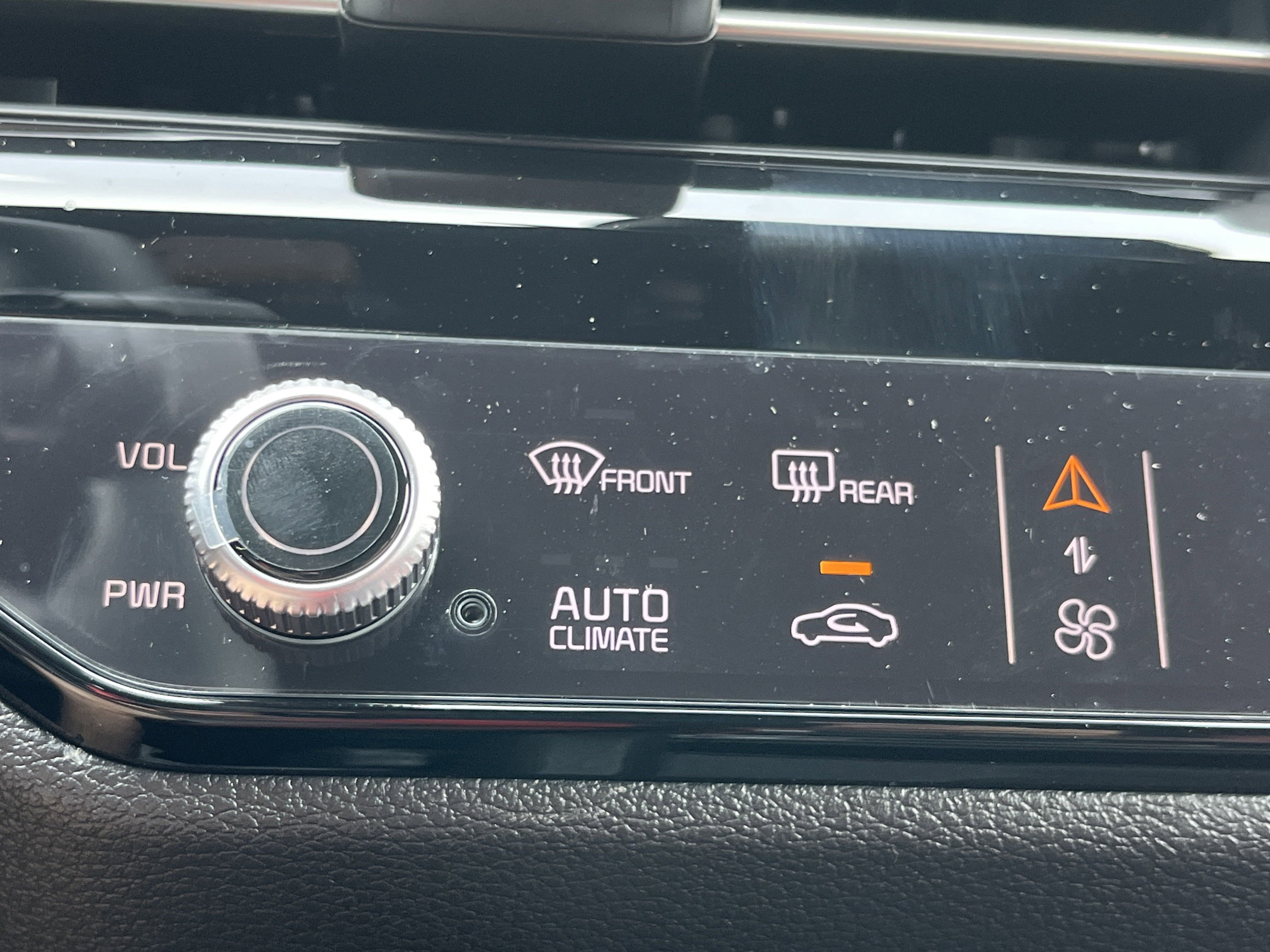 2026 Kia Sportage SX Prestige photo 3
