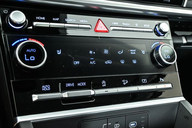 2026 Hyundai Santa Fe SEL photo 17