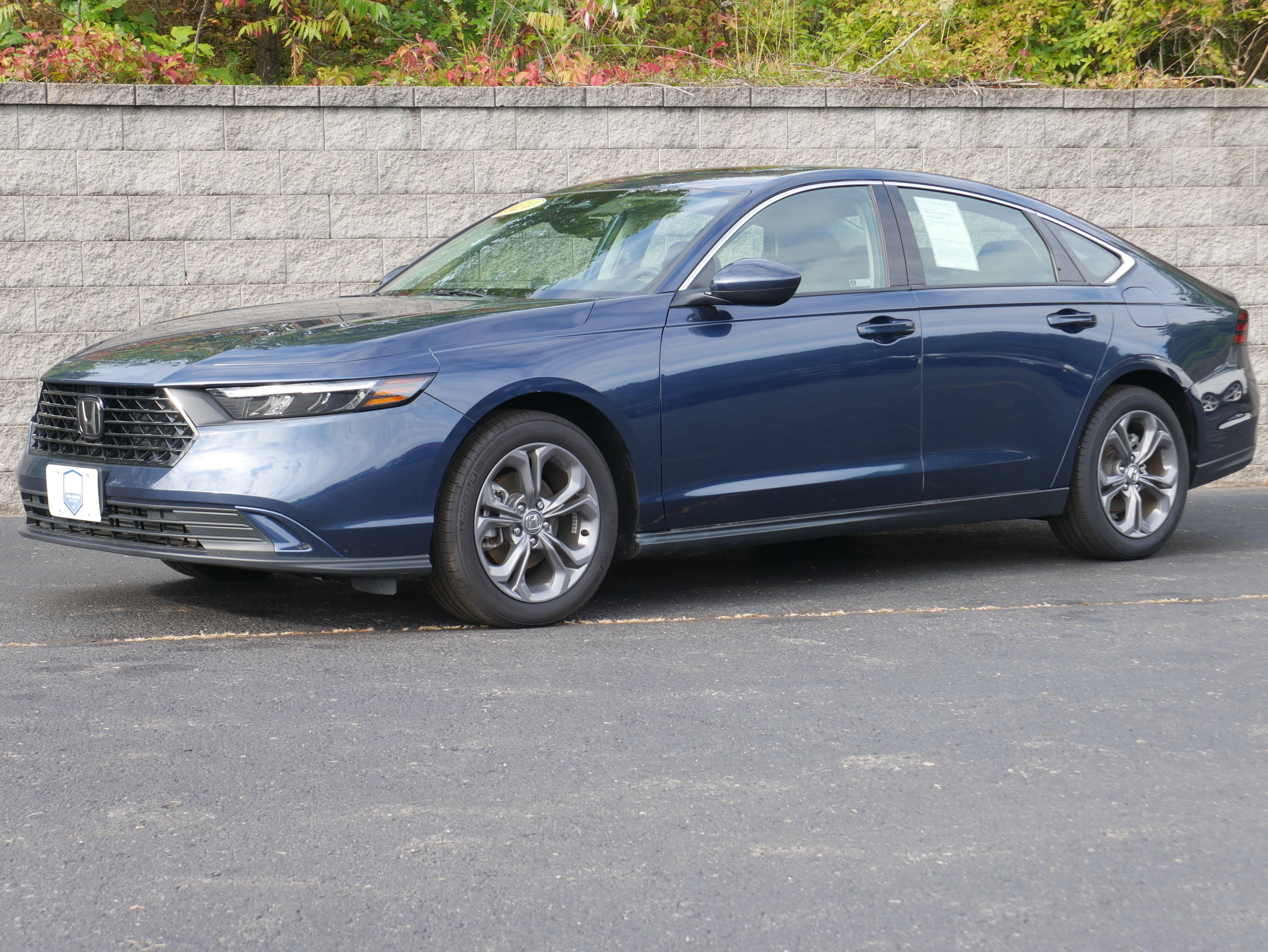 2024 Honda Accord EX's photo