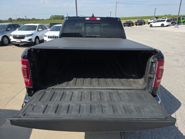 2019 Ram 1500 Laramie photo 8
