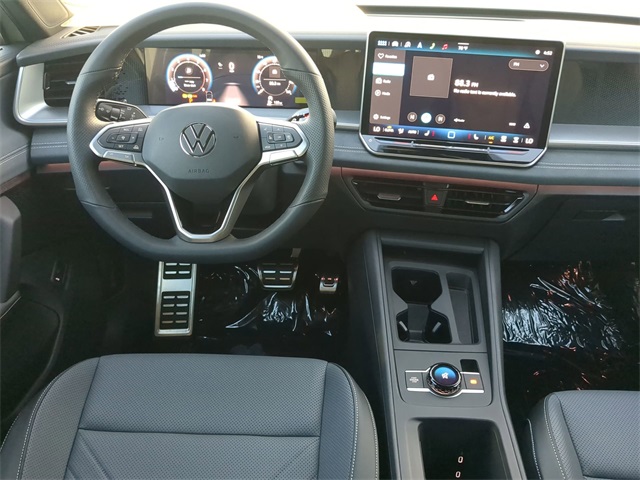 2025 Volkswagen Tiguan SE R-Line Black photo 13